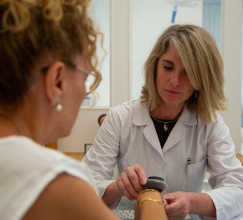 dermatólogo rosácea Sevill