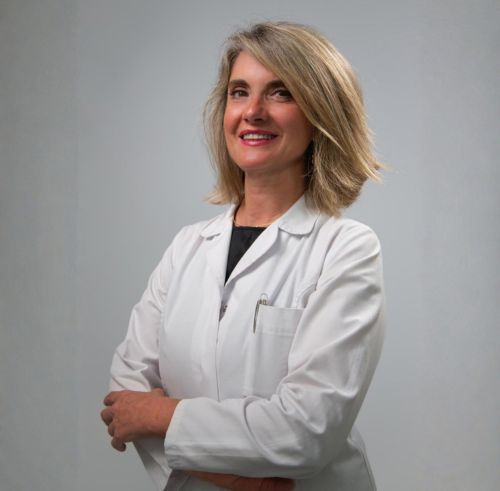 Dra Sala lópez dermatologa