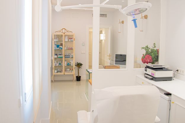 Precio del tratamiento del acné en Sevilla