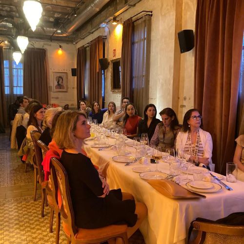 Evento dermatológico en Sevilla
